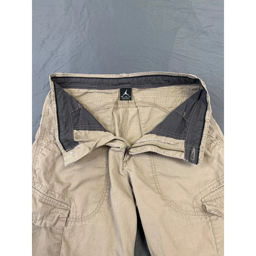 Distressed Jordan Brand Mens Ripstop Cargo Shorts Tan Size 30 Utility 465022-238